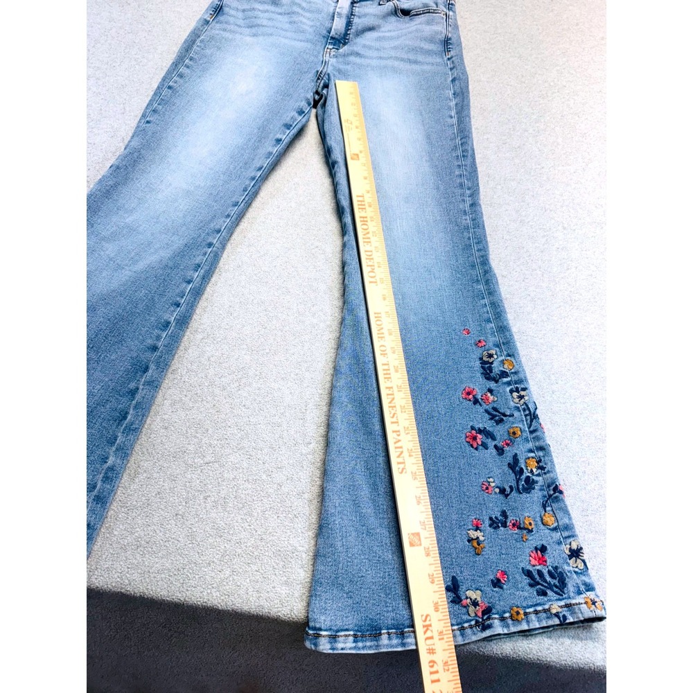 Jessica Simpson Daisy Flare Jeans Women 14 Embroidered Floral Light Wash Hippie - Picture 6 of 13